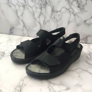 MOBILS Myrta Nubuck Leather Slingback Comfort size 8